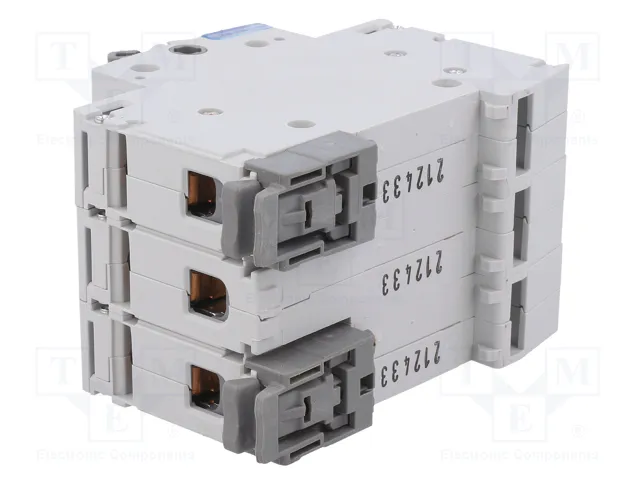 Legrand FR300 Interruptor de aislamiento 3P 32A 400VAC