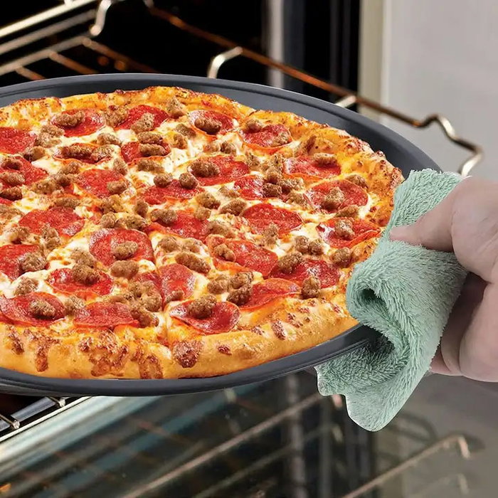 Quttin Molde para Pizza 32.8 cm x 32.8 cm x 1.3 cm, Gris Oscuro (12 Unidades) Quttin Molde para Pizza 32.8 cm x 32.8 cm x 1.3 cm, Gris Oscuro (12 Unidades)