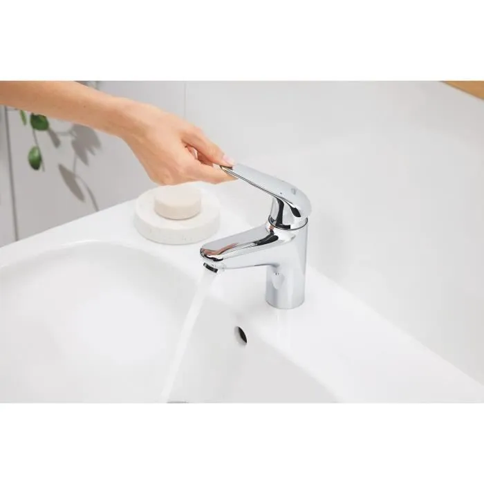 Grohe 20617001 Grifo Monomando para Lavamanos, Cromo, Talla XS, Ahorro de Agua