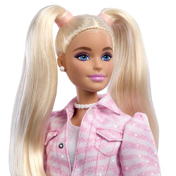 Mattel Muñeca Barbie Deluxe con Chaqueta Vaquera Rosa 32x20x8 cm Edad Mínima 36 Meses