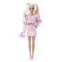 Mattel Muñeca Barbie Deluxe con Chaqueta Vaquera Rosa 32x20x8 cm Edad Mínima 36 Meses