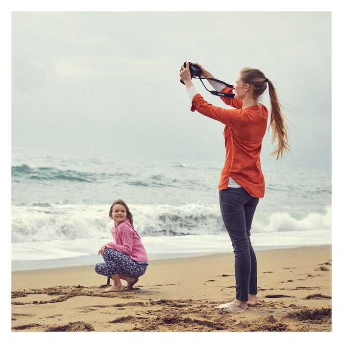 Canon EOS 250D Kit Cámara Réflex Digital 24.1 MP APS-C CMOS 4K UHD Pantalla Táctil Vari-Ángulo con Objetivo EF-S 18-55mm f/3.5-5.6 IS III - Negro Canon EOS 250D Kit Cámara Réflex Digital 24.1 MP APS-C CMOS 4K UHD Pantalla Táctil Vari-Ángulo con Objetivo EF-S 18-55mm f/3.5-5.6 IS III - Negro