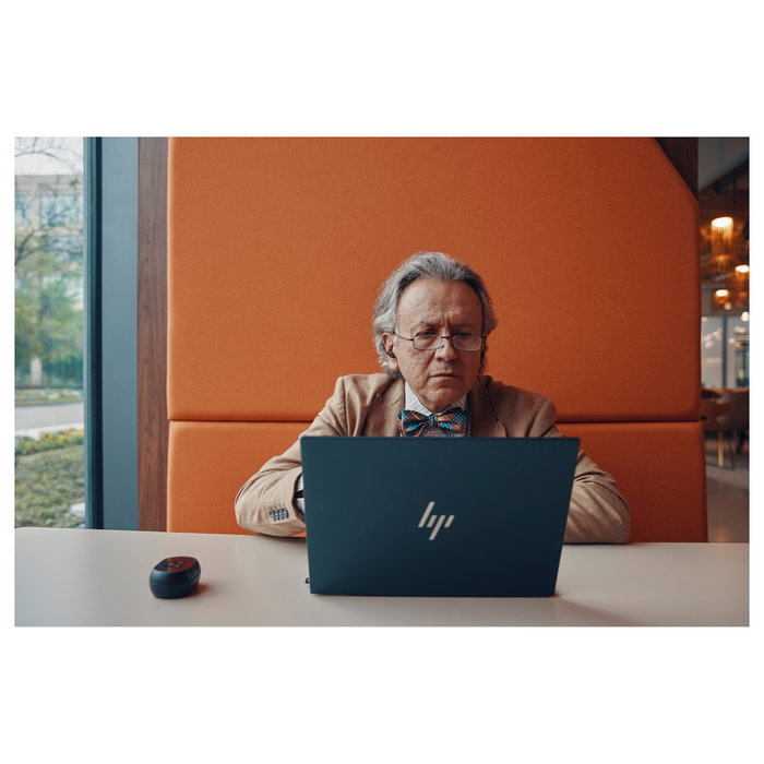 HP Poly Voyager Free 60 UC Negro Carbono con Adaptador BT700 USB-C y Estuche de Carga Básico HP Poly Voyager Free 60 UC Negro Carbono con Adaptador BT700 USB-C y Estuche de Carga Básico