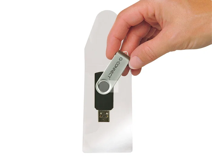 Q-connect Funda Autoadhesiva para Memorias USB 52,5x90mm Capacidad 10 Unidades