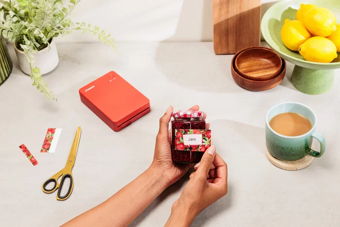 Canon SELPHY QX20 Impresora de Fotos Portátil por Sublimación - Inalámbrica (Wi-Fi, Bluetooth), Impresión sin Bordes, Color Rojo Terracotta, Ref. 6754C001