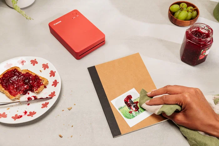 Canon SELPHY QX20 Impresora de Fotos Portátil por Sublimación - Inalámbrica (Wi-Fi, Bluetooth), Impresión sin Bordes, Color Rojo Terracotta, Ref. 6754C001