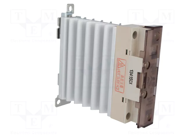 OMRON G3PE Relé de semiconductor 25A 100-240VAC 12-24VDC OMRON G3PE Relé de semiconductor 25A 100-240VAC 12-24VDC
