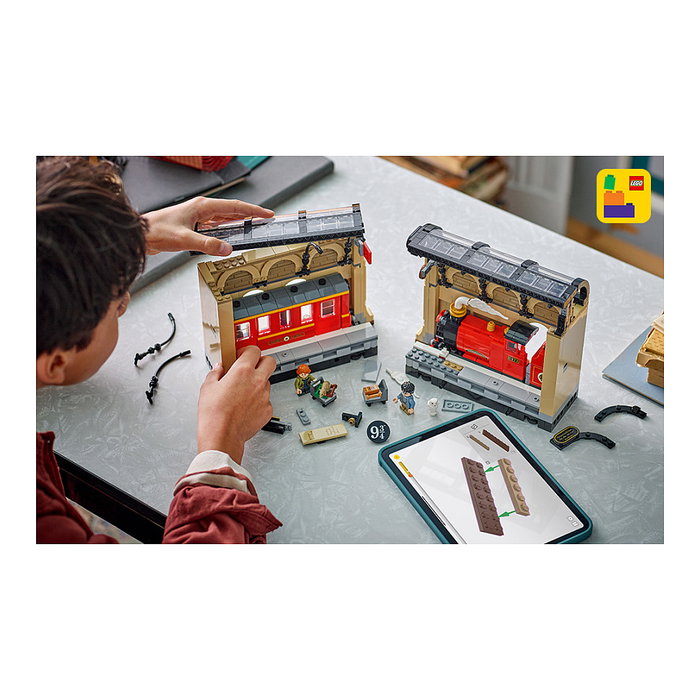 LEGO Harry Potter Book Nook: Expreso de Hogwarts 76450