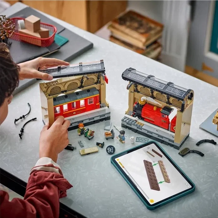 LEGO Harry Potter 76450 Book Nook: Expreso de Hogwarts
