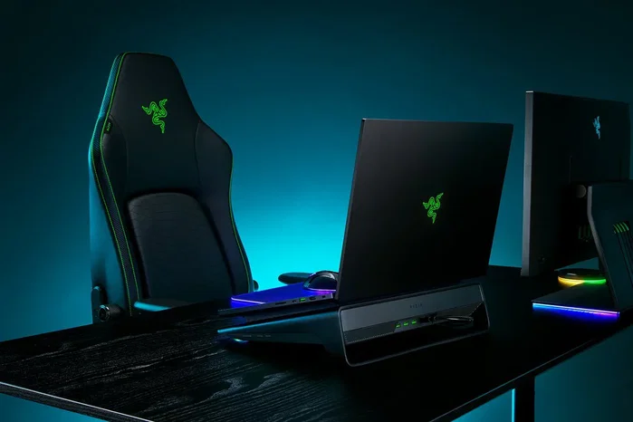 Razer RC21-02300100-R3GW Base de refrigeración para portátil de 18 pulgadas, Negro