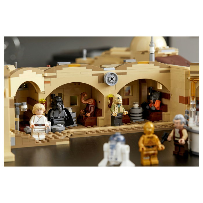 LEGO Star Wars Mos Eisley Cantina 75290 - Juego de Construcción 3187 Piezas con 21 Minifiguras