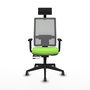 Silla de oficina Horna con mecanismo Sincro/Traslack tapizada con Tela color Pistacho y malla color Gris. Equipada con lumbar 1D, Brazos 1D, Cabecero Fijo y Ruedas 65 mm parqué