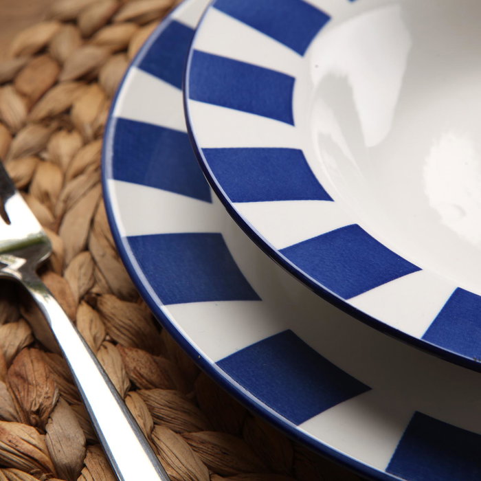 Versa Vajilla 18 Piezas Sasha Azul Porcelana 26.5 cm (2 Unidades)