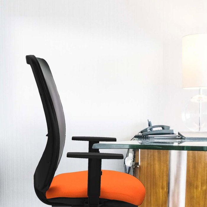 PIQUERAS Y CRESPO Silla de oficina Zulema con mecanismo Sincro, Granate y Blanco PIQUERAS Y CRESPO Silla de oficina Zulema con mecanismo Sincro, Granate y Blanco