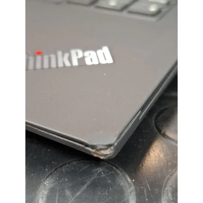 Lenovo ThinkPad T14 con Intel Core i5-10310U, 16GB RAM y 256GB SSD Lenovo ThinkPad T14 con Intel Core i5-10310U, 16GB RAM y 256GB SSD