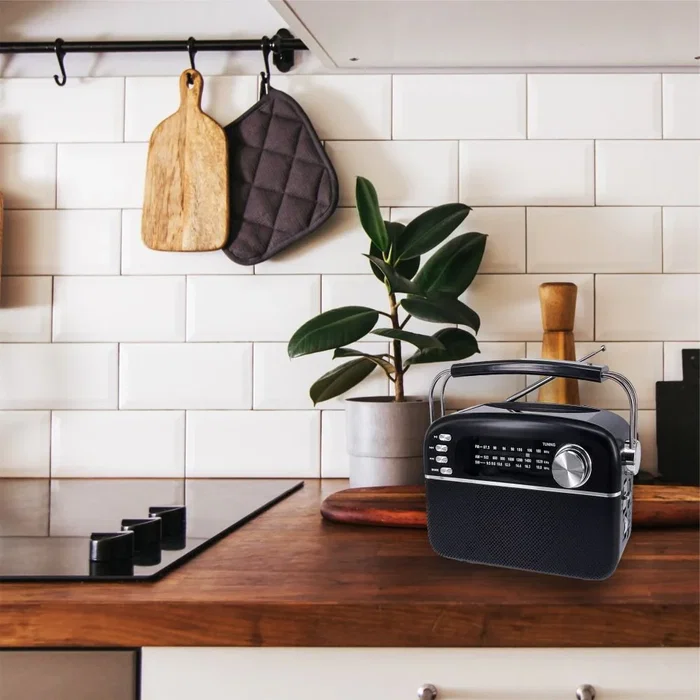 Manta RDI918B Radio Personal Analógica con Bluetooth 5.0, Sintoniza AM/FM/SO, Reproducción MP3, USB, Entrada Auxiliar, MicroSD, Batería, Color Negro y Plata