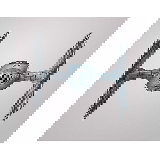 Revell Star Wars Bandai TIE Fighter Maqueta Kit de Montaje 1:72 Modelo de Nave Espacial con 44 Piezas y Pegatinas