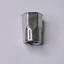 UCAFIX Tuerca Remachable Semi-Hex M6 con Ala Zincado Acero Grip 0,5-3mm
