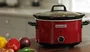 Crock-Pot SCV400RD Olla de Cocción Lenta 3,5 Litros para 4 Personas, 2 Ajustes de Temperatura, Tazón Cerámico Extraíble, Color Negro y Rojo