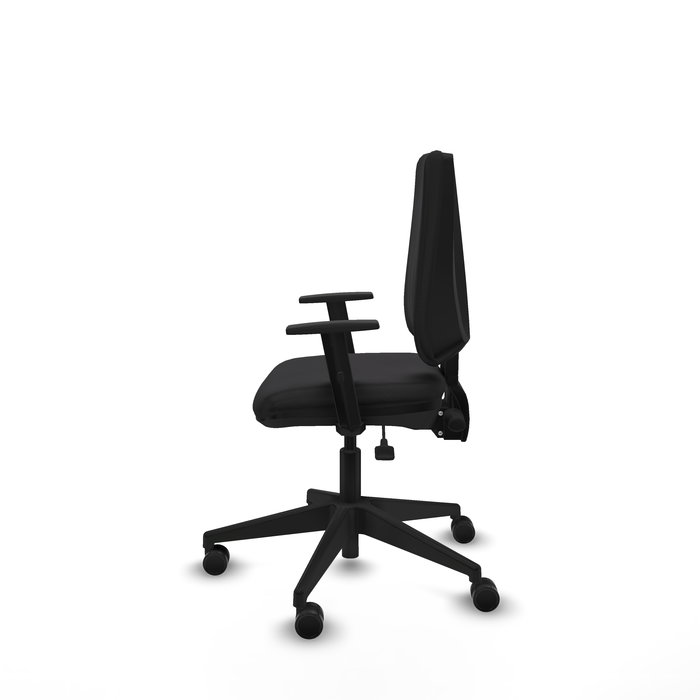 Silla de oficina Elche con mecanismo Asincro tapizada con Similpiel color Negro. Equipada con Base piramidal negra, Brazos 1D y Ruedas 65mm nailon