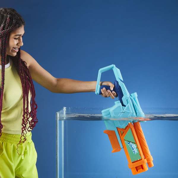 Hasbro Pistola de Agua Super Soaker Mega Dunk Fill 61x25,4x6,7 cm