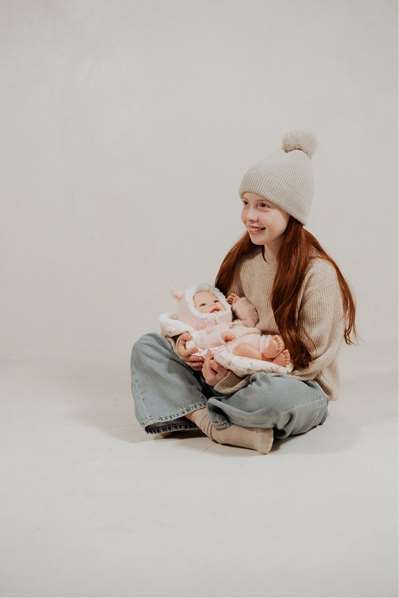 Muñecas Arias Muñeca Reborn Kira 45 cm Rosa con Saco de Dormir - Edad 3-99 años