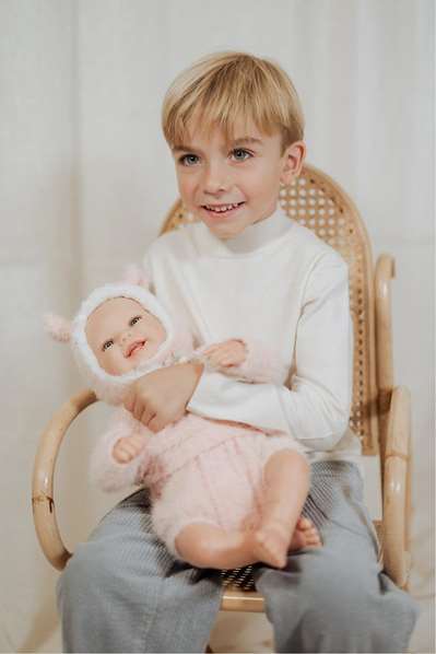 Muñecas Arias Muñeca Reborn Kira 45 cm Rosa con Saco de Dormir - Edad 3-99 años