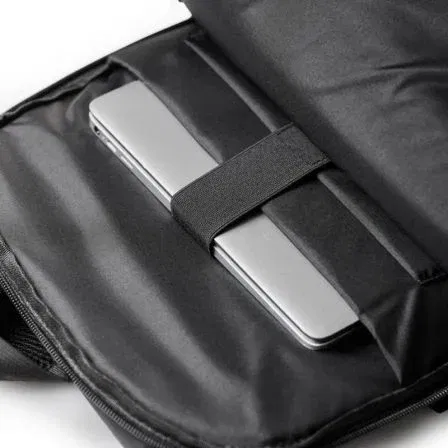 Trunk TR-BACKPACK-BLK Mochila de Viaje Antirrobo para Portátil hasta 15.6", Material Resistente al Agua, Negro