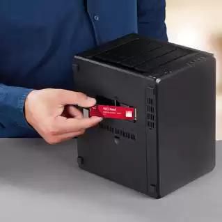 Western Digital WD Red SN700 NVMe SSD 1 TB M.2 2280, PCIe Gen3, Hasta 3430 MB/s, Para NAS, 5 Años Garantía