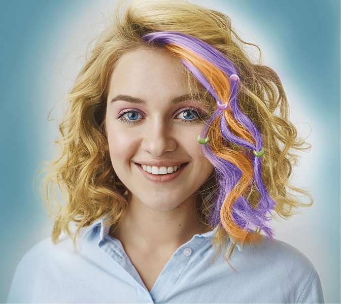 Clementoni Fashion Crazy Chic Juego de Peluquería con Plancha de Pelo 28,5x22,5x6cm