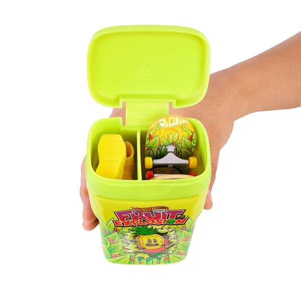 Mattel Monopatines Hot Wheels Skate con 2 Monopatines y Zapatillas - Modelos Surtidos