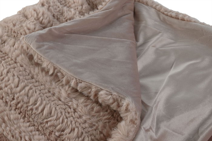 DKD Home Decor Manta Urban Rosa Palo 240 x 1 x 220 cm Colección Rabit fur april 24 b