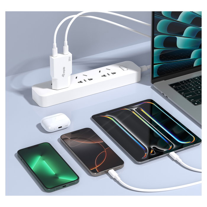Equip Cargador GaN Slim 30W Blanco con 2 Puertos USB-C y USB-A