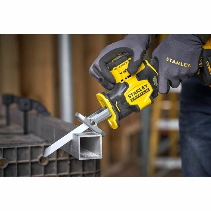 Stanley Fatmax Sierra Multimaterial V20 SFMCS305B-XJ Sin Escobillas 18V