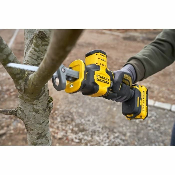 Stanley Fatmax Sierra Multimaterial V20 SFMCS305B-XJ Sin Escobillas 18V