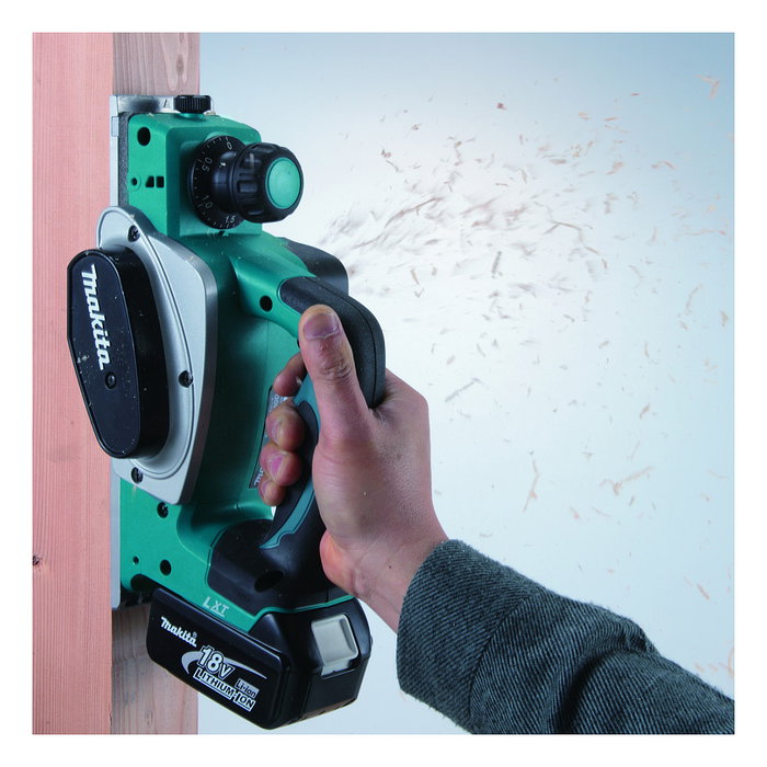 Makita DKP180Z Cepillo Eléctrico Inalámbrico (Sin Batería) 18V, 14000 RPM, Ancho Cepillado 8,2 cm Makita DKP180Z Cepillo Eléctrico Inalámbrico (Sin Batería) 18V, 14000 RPM, Ancho Cepillado 8,2 cm