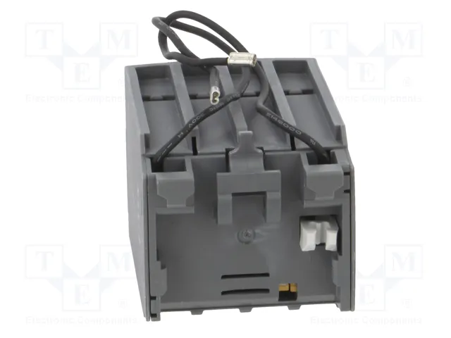ABB TEF5-OFF Relé de tiempo 240VAC ABB TEF5-OFF Relé de tiempo 240VAC
