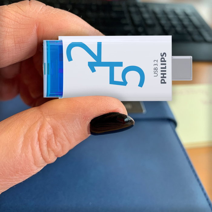 Philips STICK USB 3.2 512GB Click Series Gen 1 USB-C Philips STICK USB 3.2 512GB Click Series Gen 1 USB-C