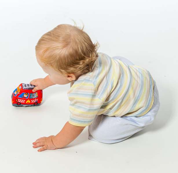 Molto Tapiz Blandito City and Fun con 9 Vehículos de Tela Convertible en Maleta