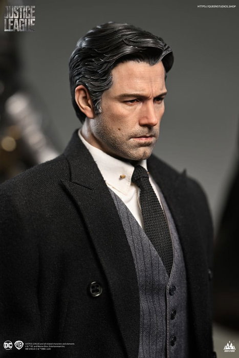 Justice League Estatua 1/4 Bruce Wayne (Ben Affleck) 51 cm