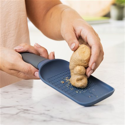 Berghoff 3950295 Set de 2 Peladores + Rallador Multiusos para Frutas y Verduras, Acero Inoxidable Berghoff 3950295 Set de 2 Peladores + Rallador Multiusos para Frutas y Verduras, Acero Inoxidable