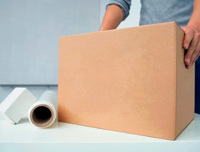 Q-connect Caja de Embalar Americana Ultra Resistente Cartón Reciclado Canal Doble 7mm Color Kraft 304x150x217 mm Q-connect Caja de Embalar Americana Ultra Resistente Cartón Reciclado Canal Doble 7mm Color Kraft 304x150x217 mm