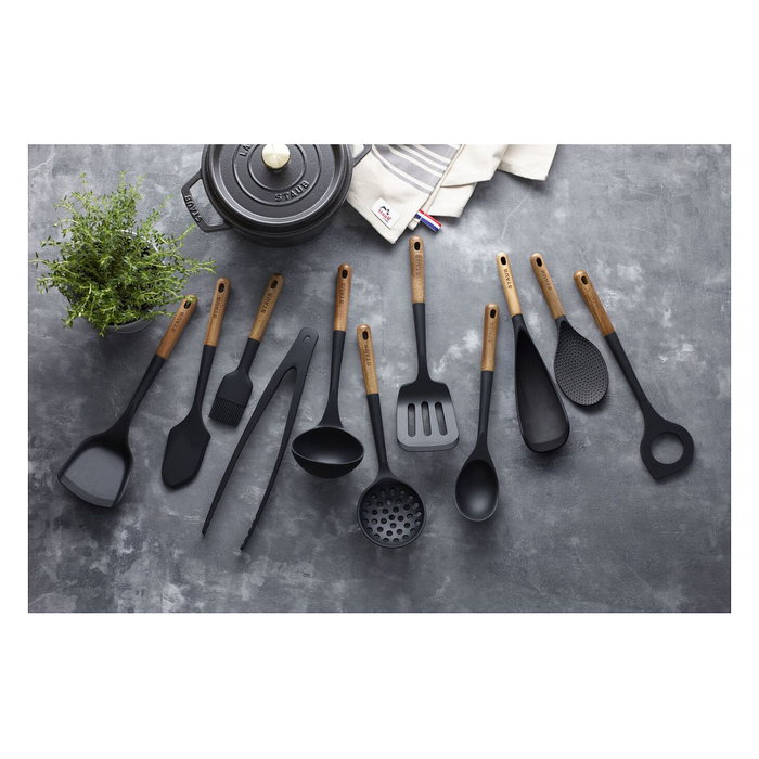 Staub Suppenkelle de cocina, cuchara sopera o cazo de servir resistente y duradero, apta para todo tipo de ollas