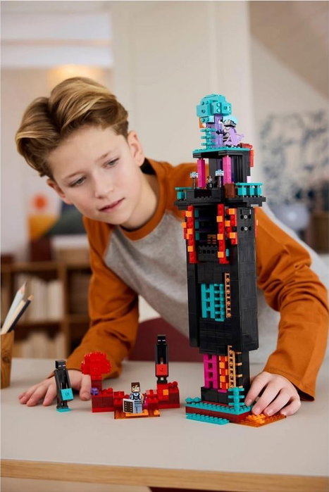 LEGO Minecraft 21279 La Torre del Enderman LEGO Minecraft 21279 La Torre del Enderman