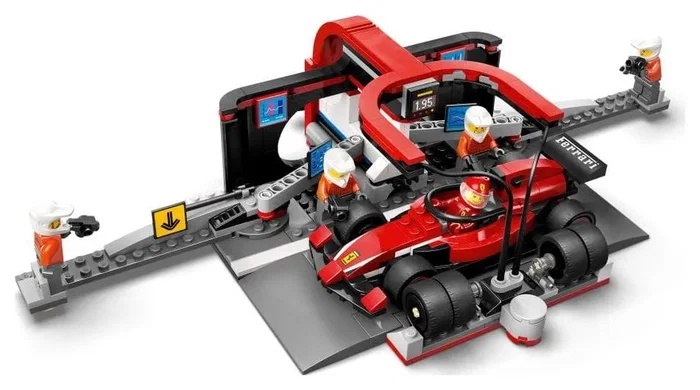 LEGO City Parada en Boxes de F1 y Equipo Mecánico con Ferrari