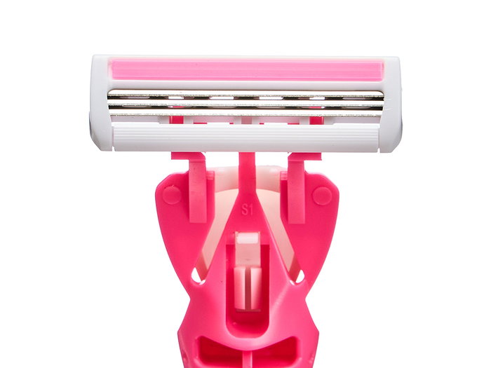 Berilo Maquinilla de Afeitar con 10 Recambios, 3 Hojas, Color Rosa. Dimensiones: 11x21x3 cm (Set de 24)