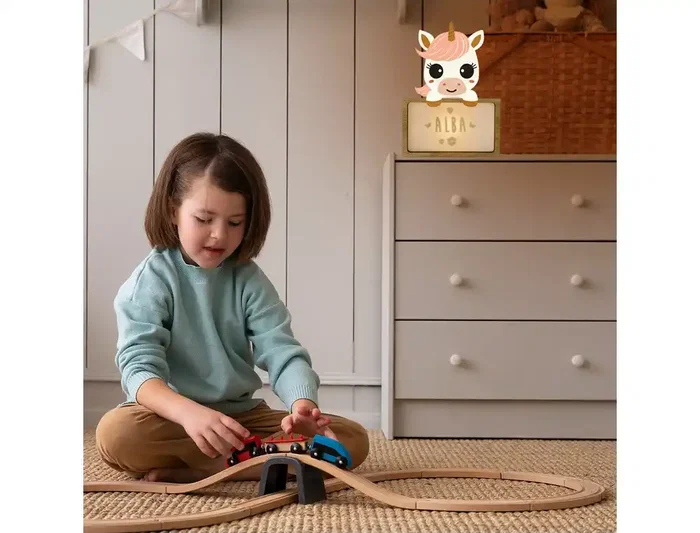 Wondee Lámpara Infantil Personalizable Little Unicorn Abeja Luz Nocturna Quit Miedos Madera Sostenible Batería Cable Tipo C