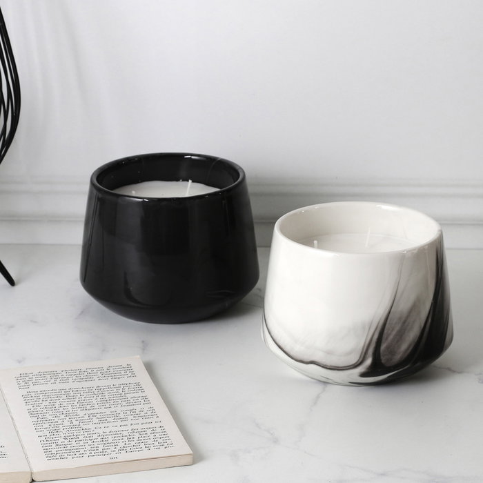 Home Deco Factory Vela Perfumada Lounge Mármol Cera de Parafina Tres Mechas 330g 10.5cm Home Deco Factory Vela Perfumada Lounge Mármol Cera de Parafina Tres Mechas 330g 10.5cm