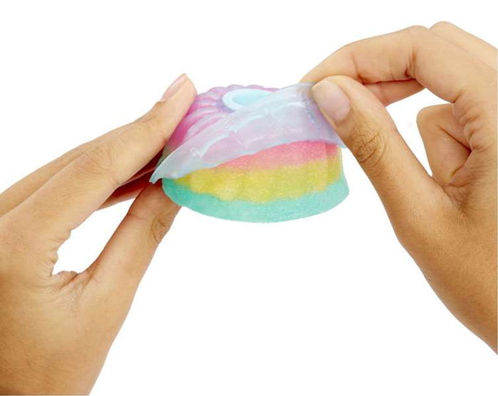 MGA L.O.L. Surprise Mix & Make Cake Bola Muñeca 9 cm Modelos Surtidos