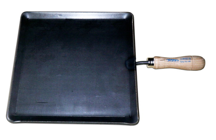 Plancha de asar de acero 4 mm con mango de madera 25 x 20 cm Plancha de asar de acero 4 mm con mango de madera 25 x 20 cm